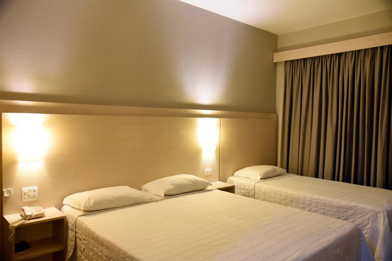 Golden Blue Hotel Λοντρίνα Εξωτερικό φωτογραφία