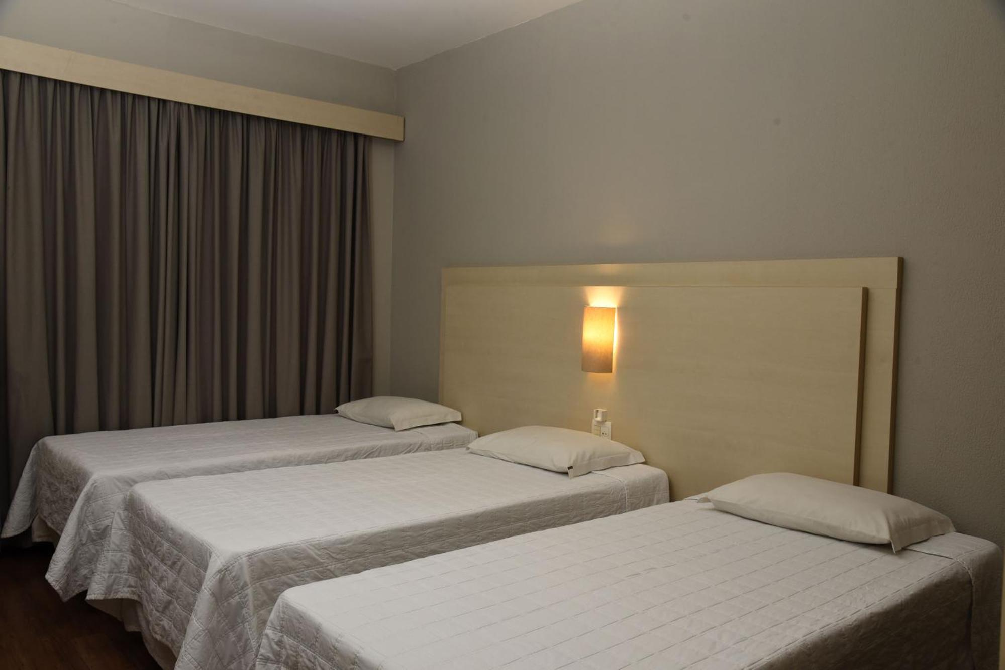 Golden Blue Hotel Λοντρίνα Δωμάτιο φωτογραφία