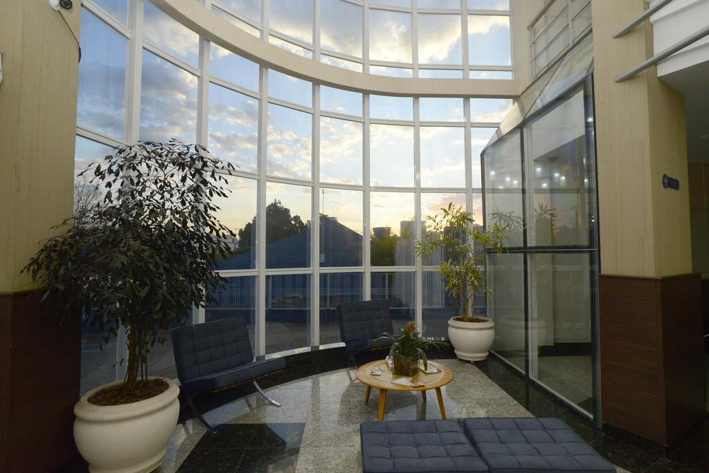 Golden Blue Hotel Λοντρίνα Εξωτερικό φωτογραφία